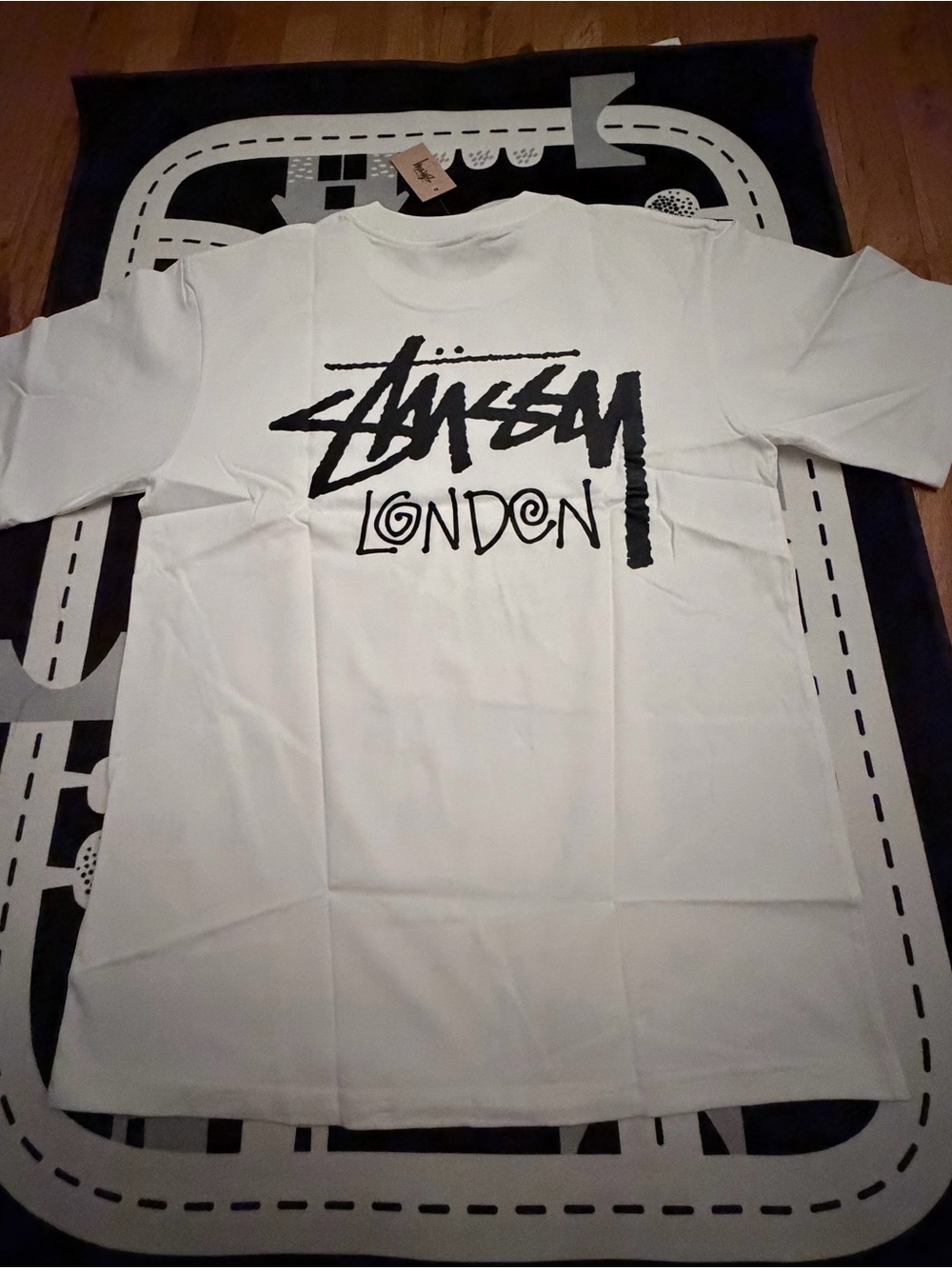 Stussy White T-Shirt with Black London Graphic Size M